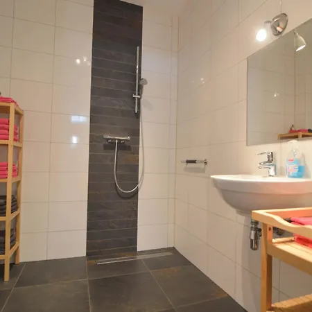 In Near Meinweg Park דירה Posterholt