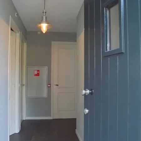 In Near Meinweg Park アパート