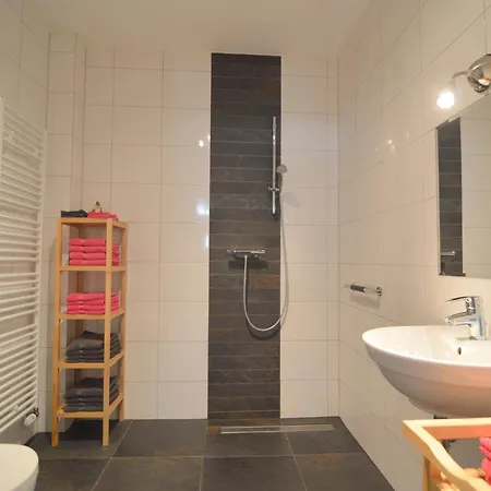 アパート In Near Meinweg Park