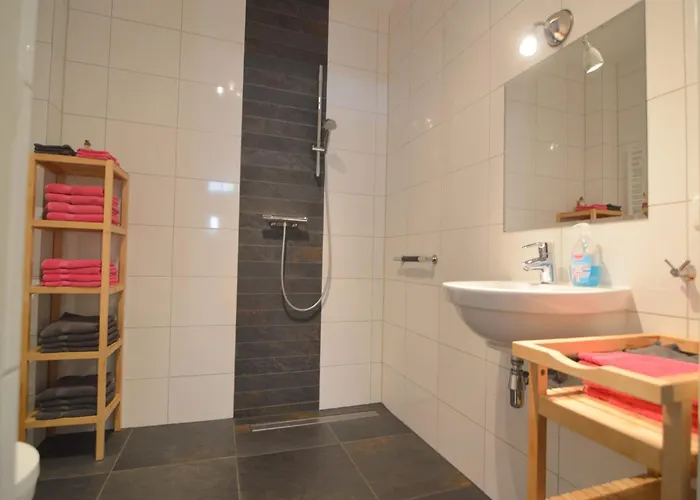 In Near Meinweg Park شقة Posterholt